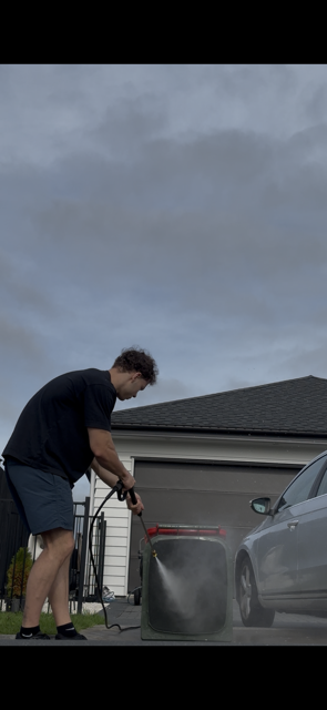 Spotless Bin Cleaning in action